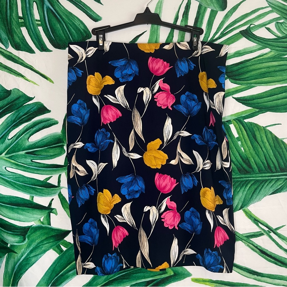 Ann Taylor Factory 12 Blue Yellow Pink Tulip Straight Office Work Church Skirt